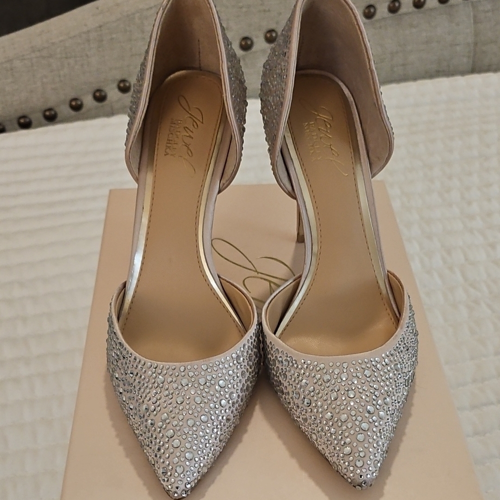 Badgley Mischka Silver Glitter Heels for Special Occasions